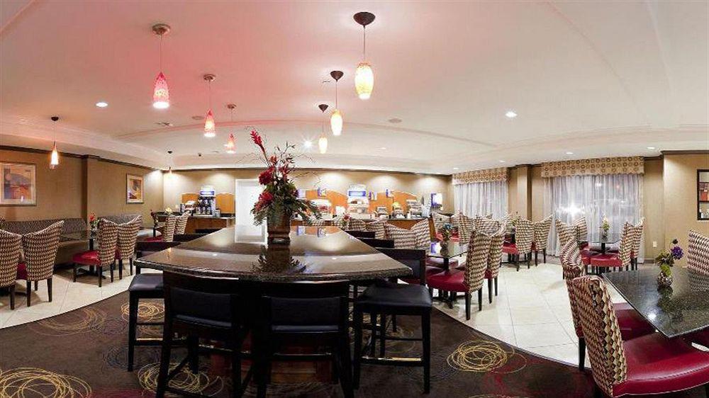 Holiday Inn Express Hotel And Suites Katy By Ihg Zewnętrze zdjęcie